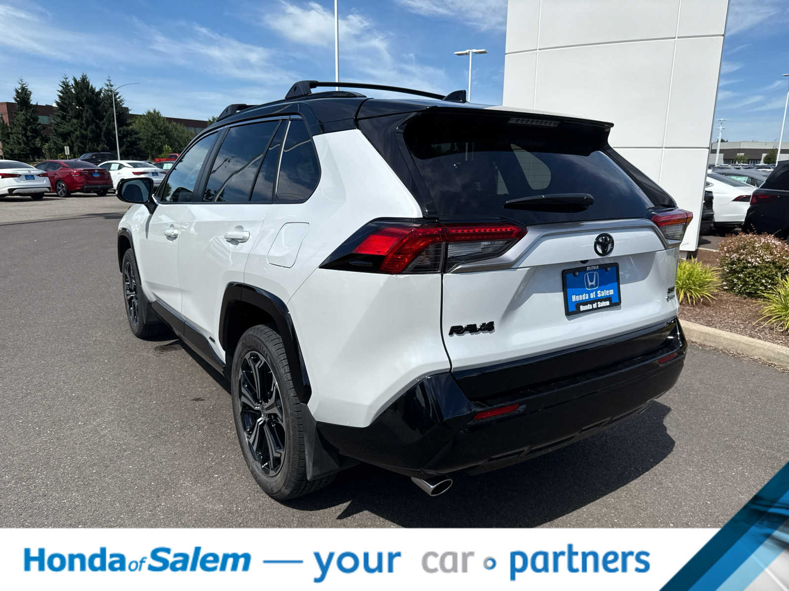 Thumbnail: 2025 Toyota RAV4 - 4