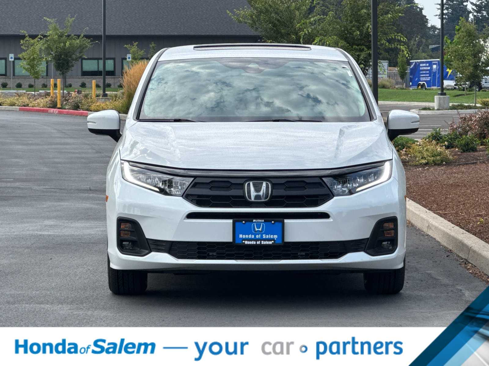 Thumbnail: 2026 Honda Odyssey - 10