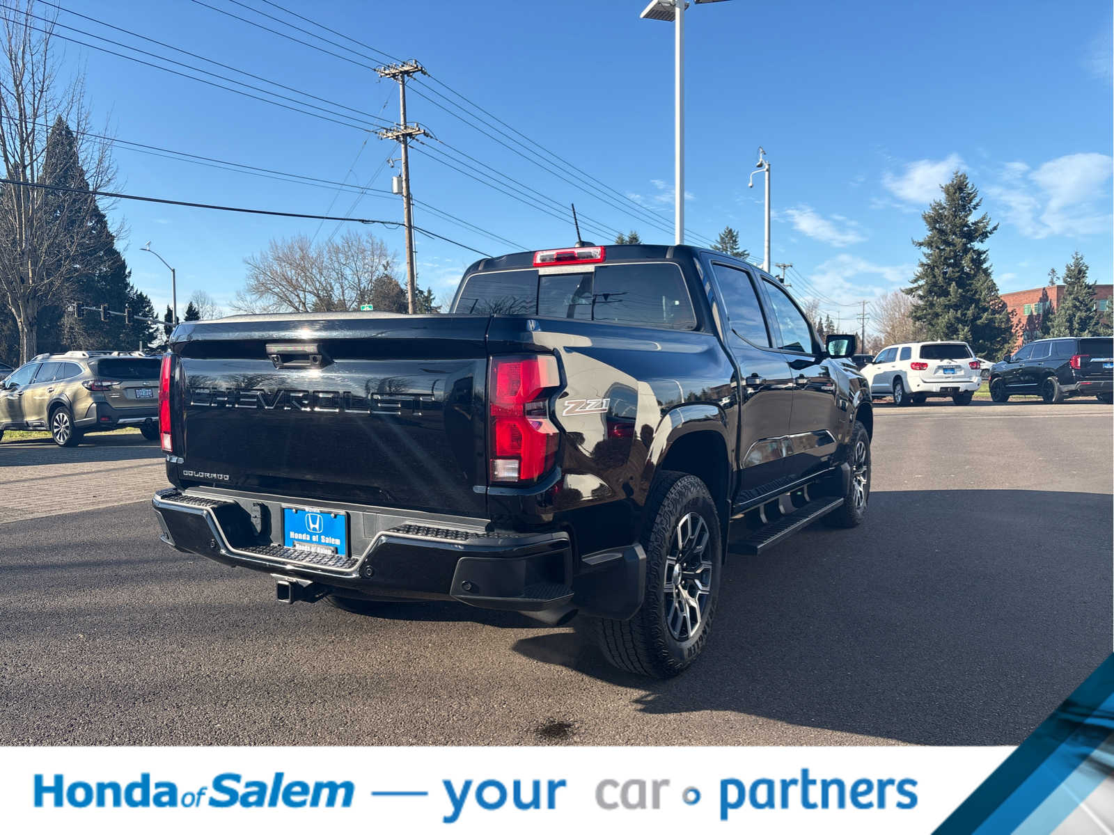 Thumbnail: 2024 Chevrolet Colorado - 6