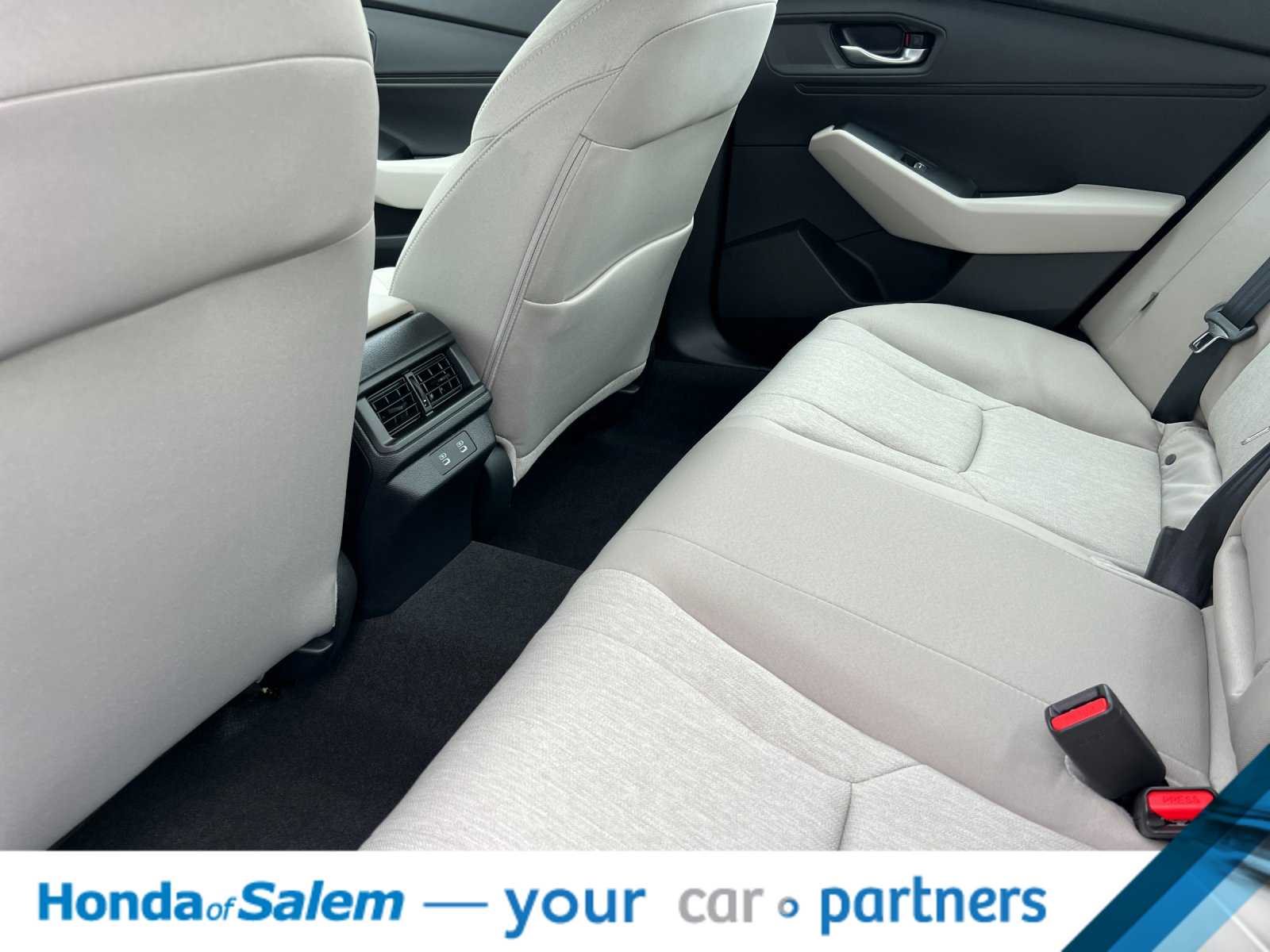 2025 Honda Accord SE photo 4