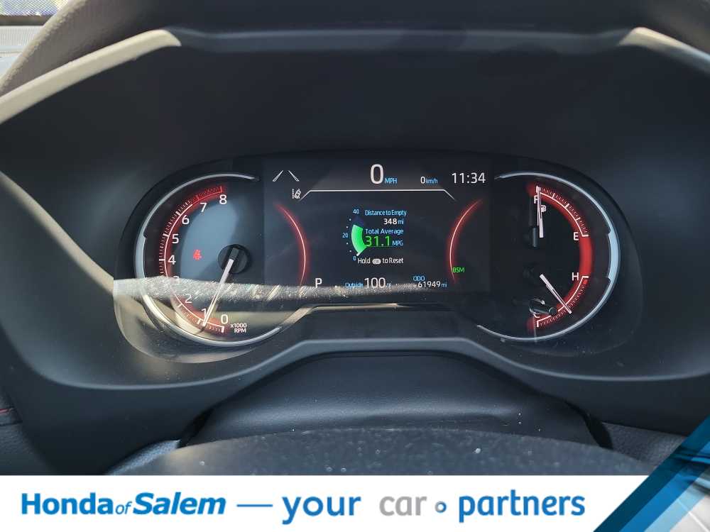 Thumbnail: 2022 Toyota RAV4 - 18