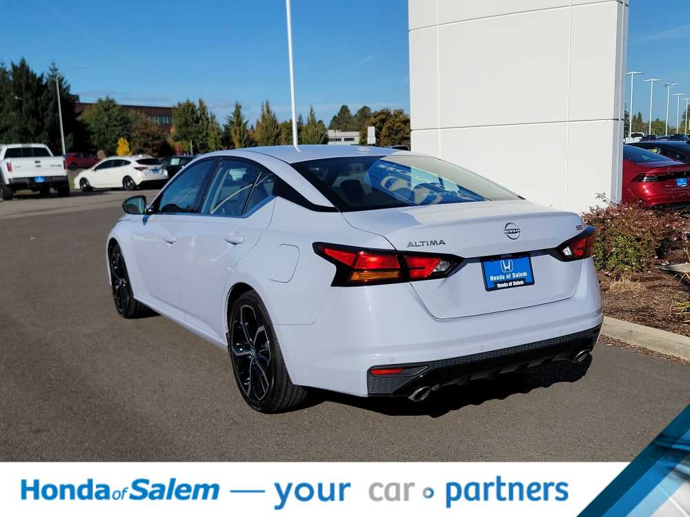 Thumbnail: 2023 Nissan Altima - 4