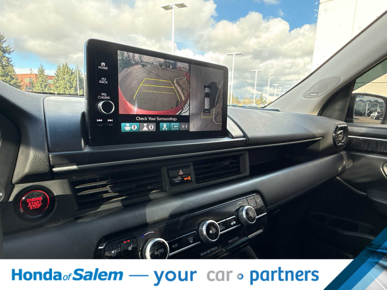 Thumbnail: 2023 Honda Pilot - 16