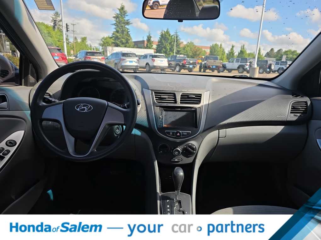 Thumbnail: 2017 Hyundai Accent - 10