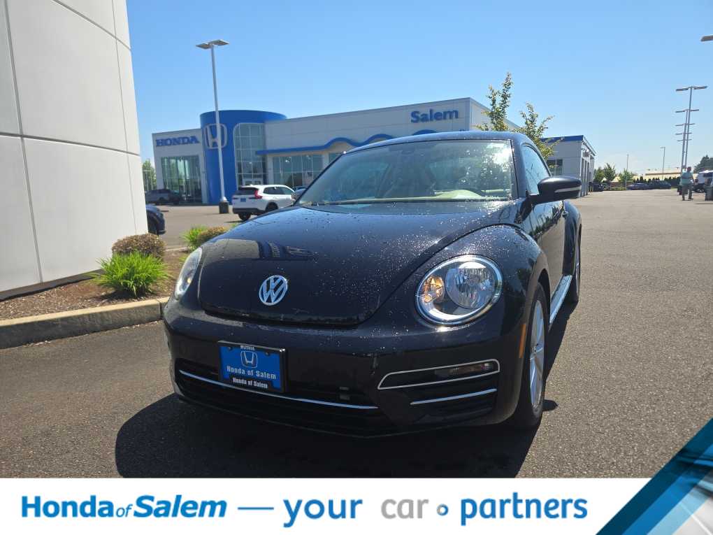 2017 Volkswagen Beetle SE -
                  Salem, OR