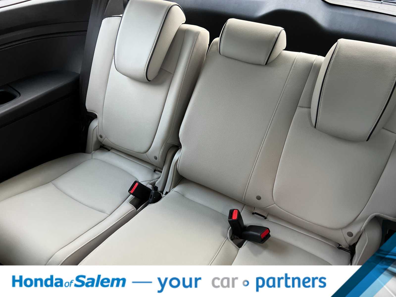 Thumbnail: 2026 Honda Odyssey - 16