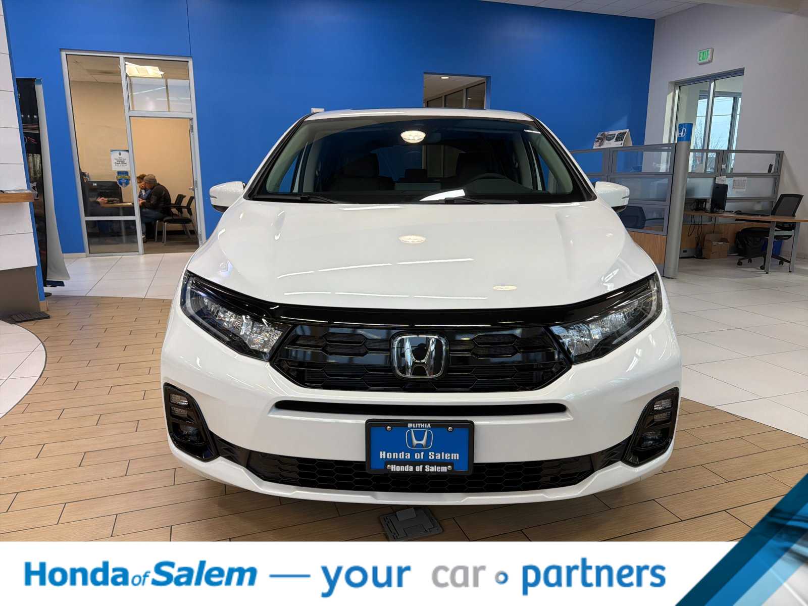 Thumbnail: 2026 Honda Odyssey - 10