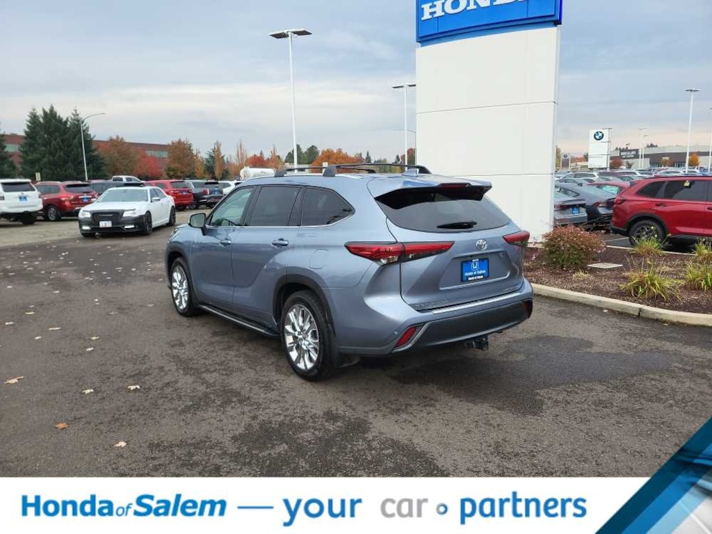 Used 2020 Toyota Highlander Limited SUV