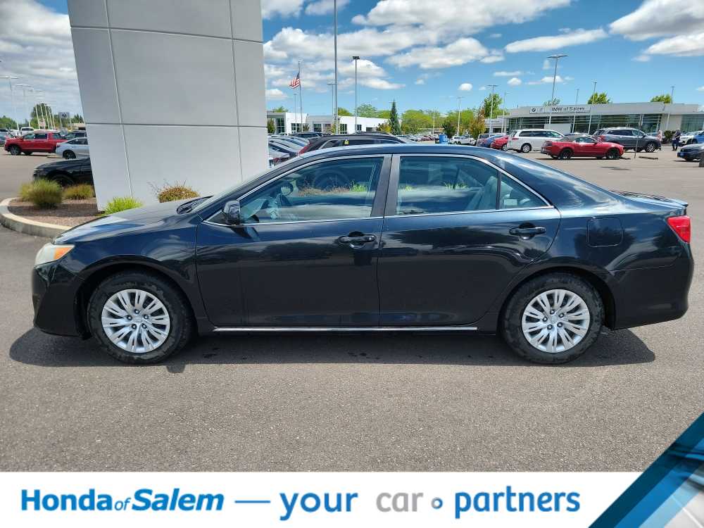 Thumbnail: 2012 Toyota Camry - 3