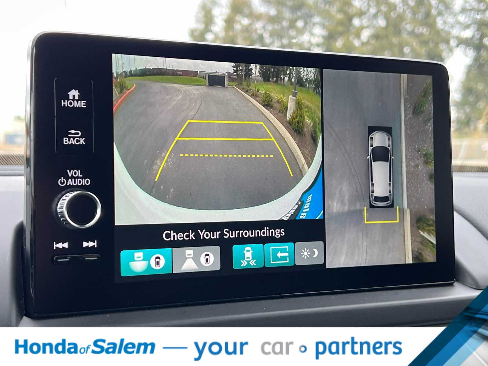 Thumbnail: 2025 Honda Pilot - 22