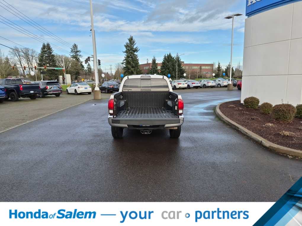 Thumbnail: 2023 Toyota Tacoma - 19