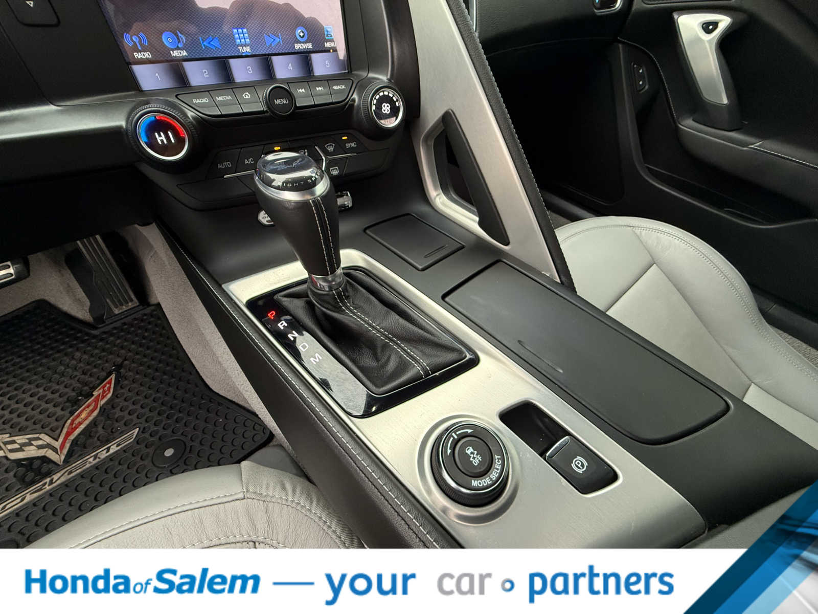 Thumbnail: 2019 Chevrolet Corvette - 16