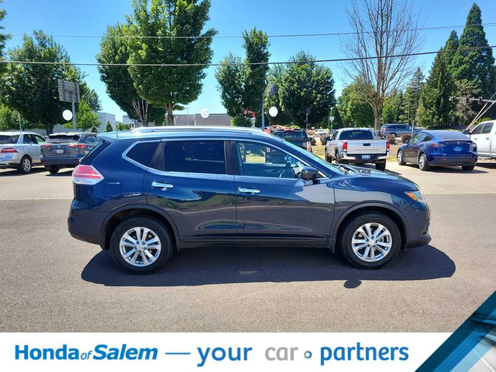 Thumbnail: 2016 Nissan Rogue - 23