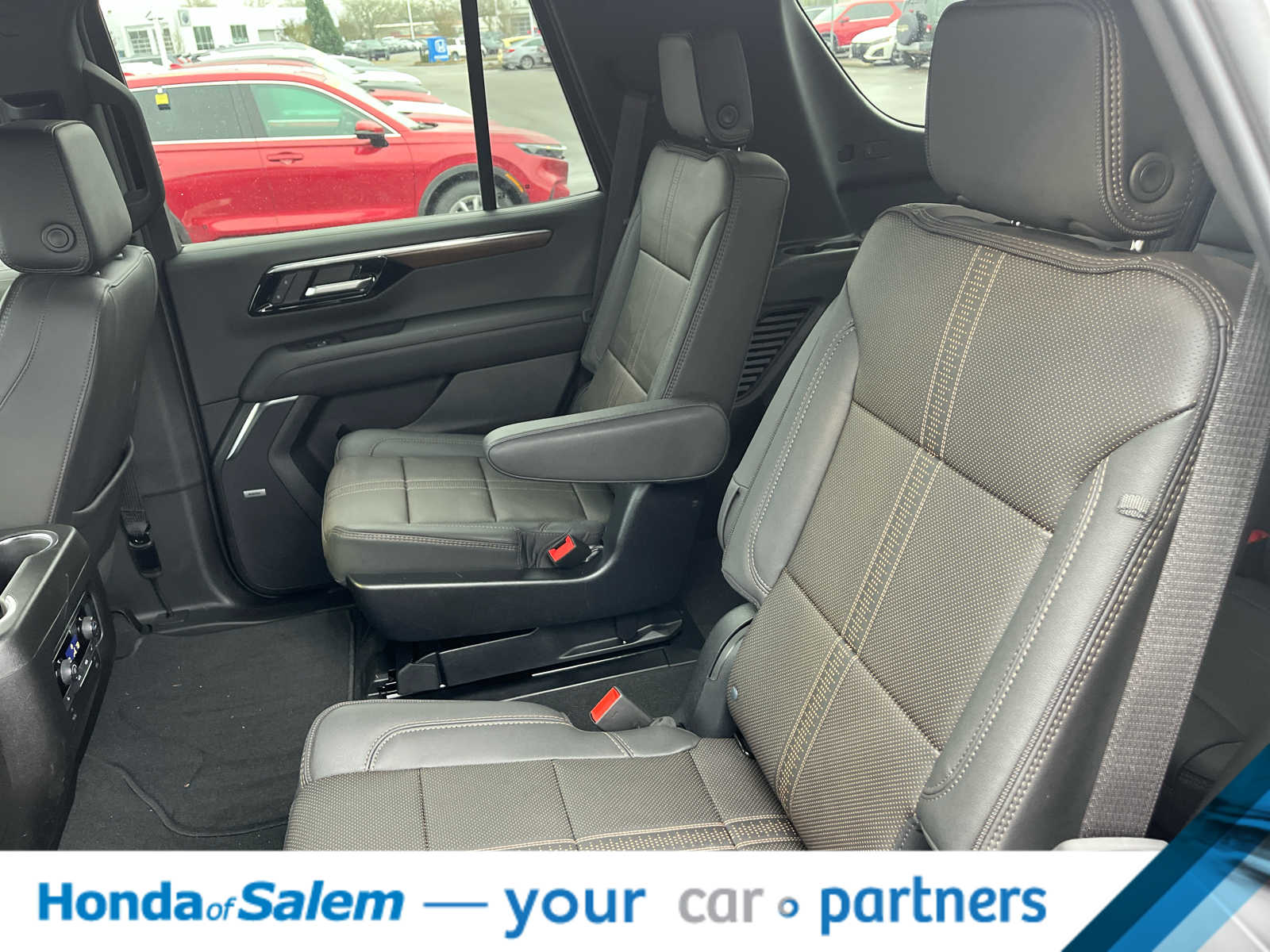 Thumbnail: 2025 Chevrolet Tahoe - 13