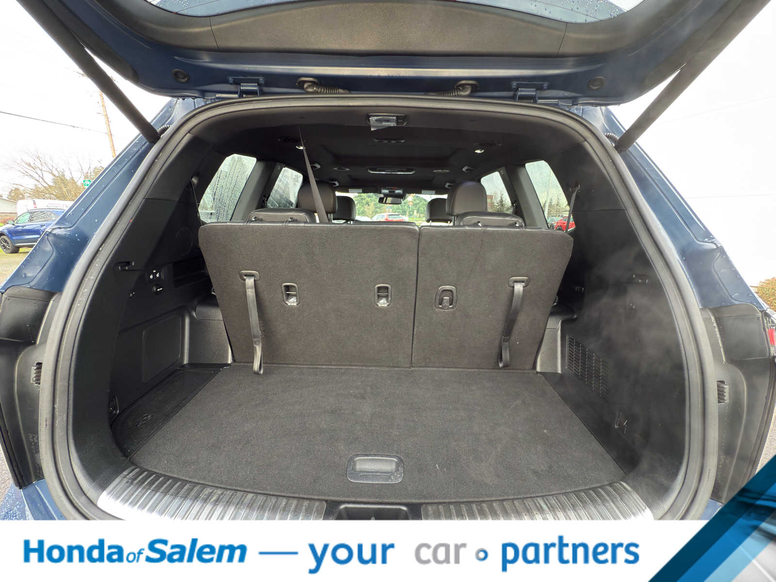 Thumbnail: 2023 Kia Telluride - 22