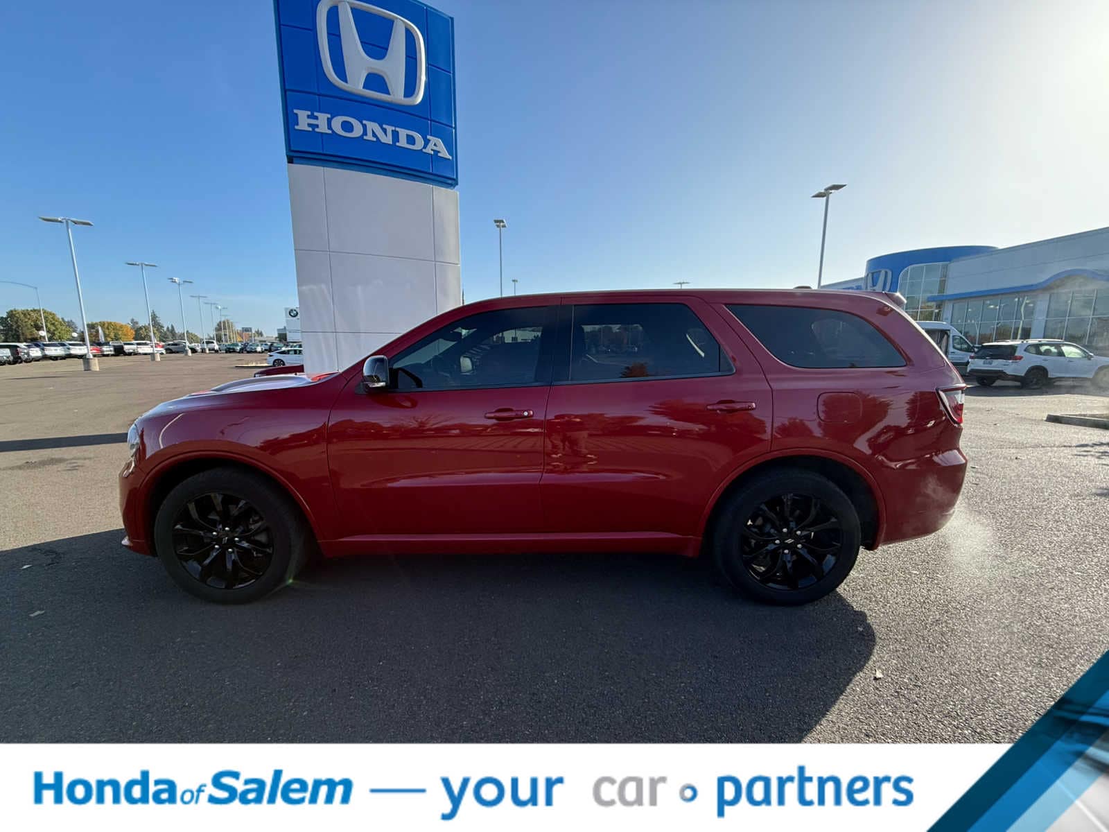 Thumbnail: 2019 Dodge Durango - 3