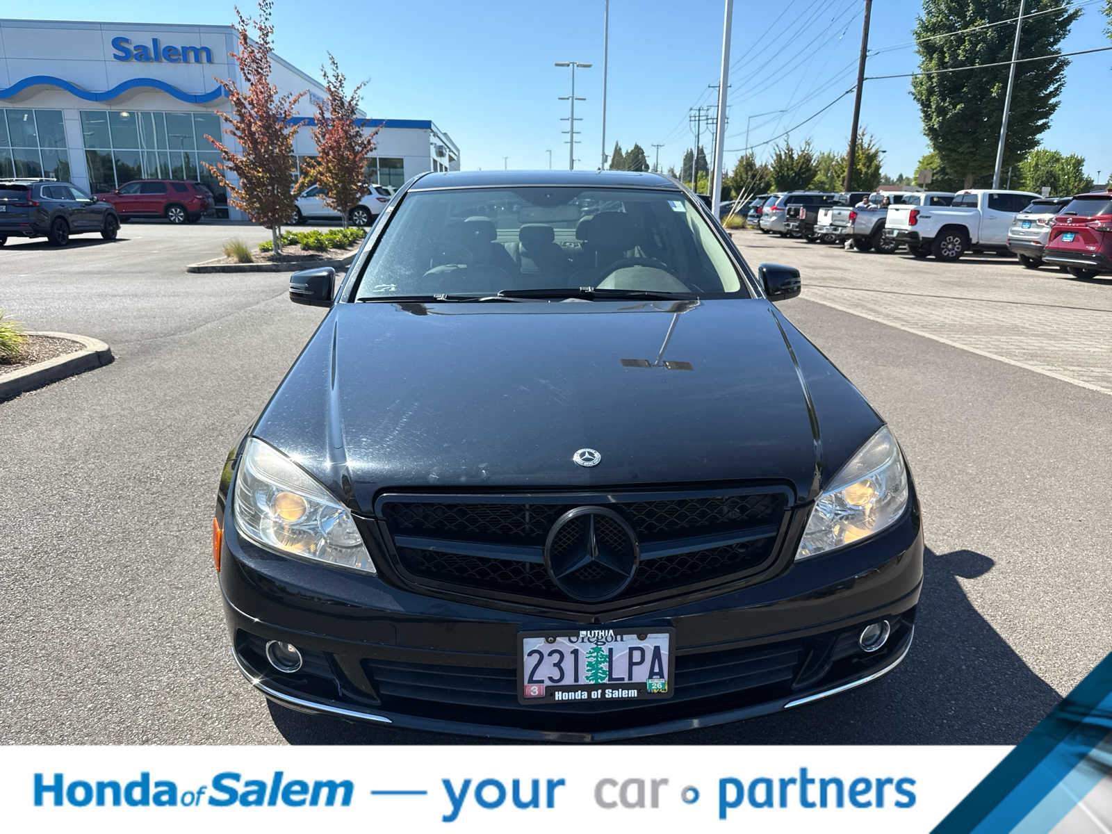 Thumbnail: 2011 Mercedes-Benz C-Class - 9