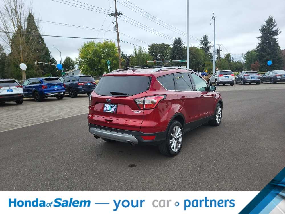 Thumbnail: 2018 Ford Escape - 22