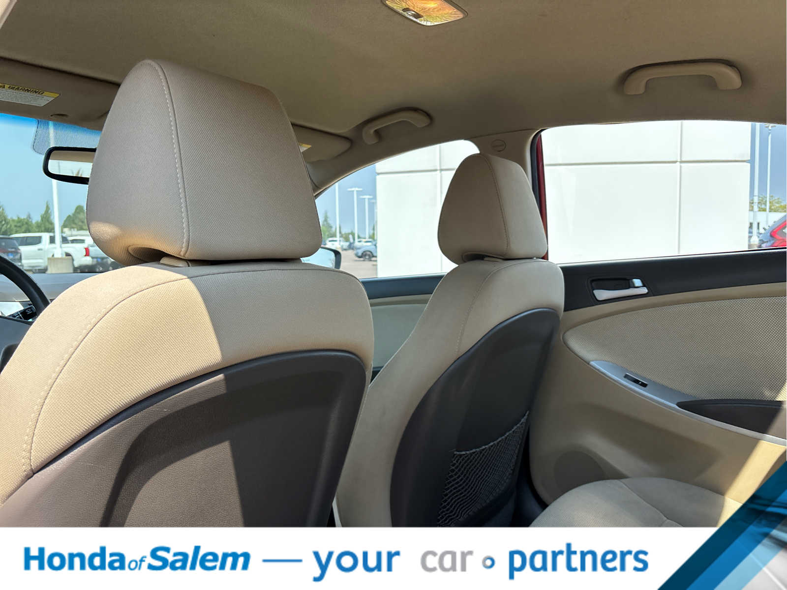 2013 Hyundai Accent GLS - Photo 12