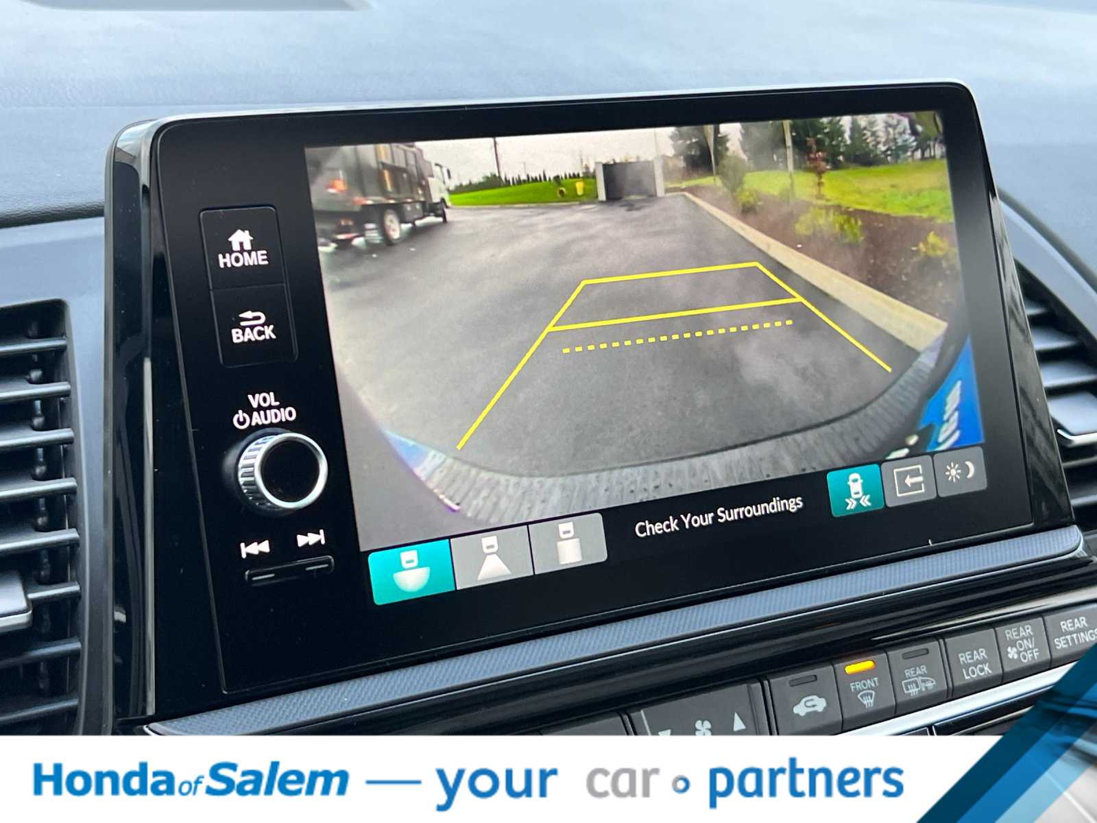 Thumbnail: 2026 Honda Odyssey - 23