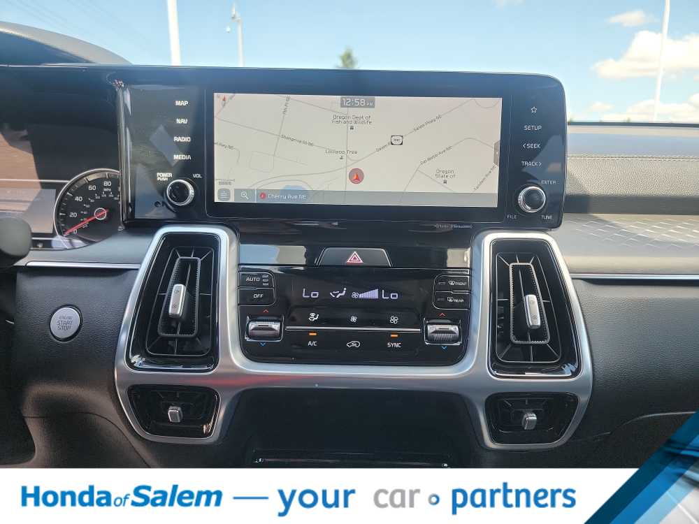 Thumbnail: 2021 Kia Sorento - 16