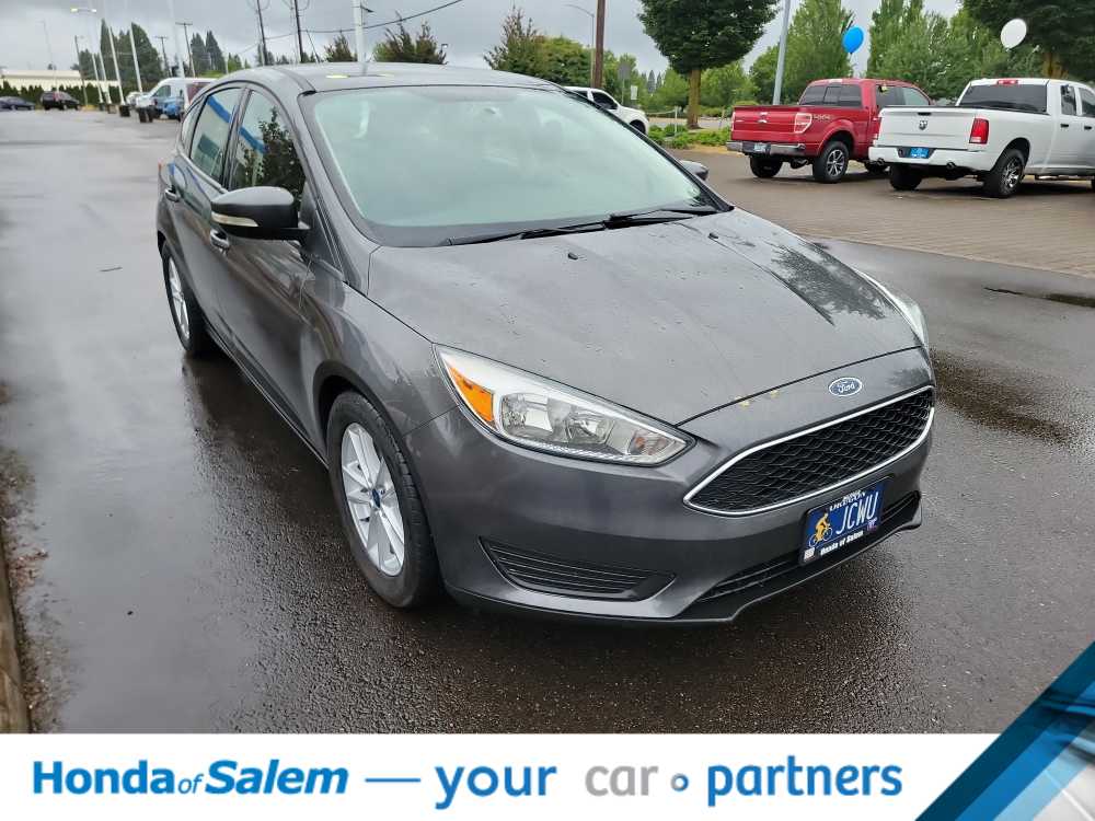 Thumbnail: 2015 Ford Focus - 24