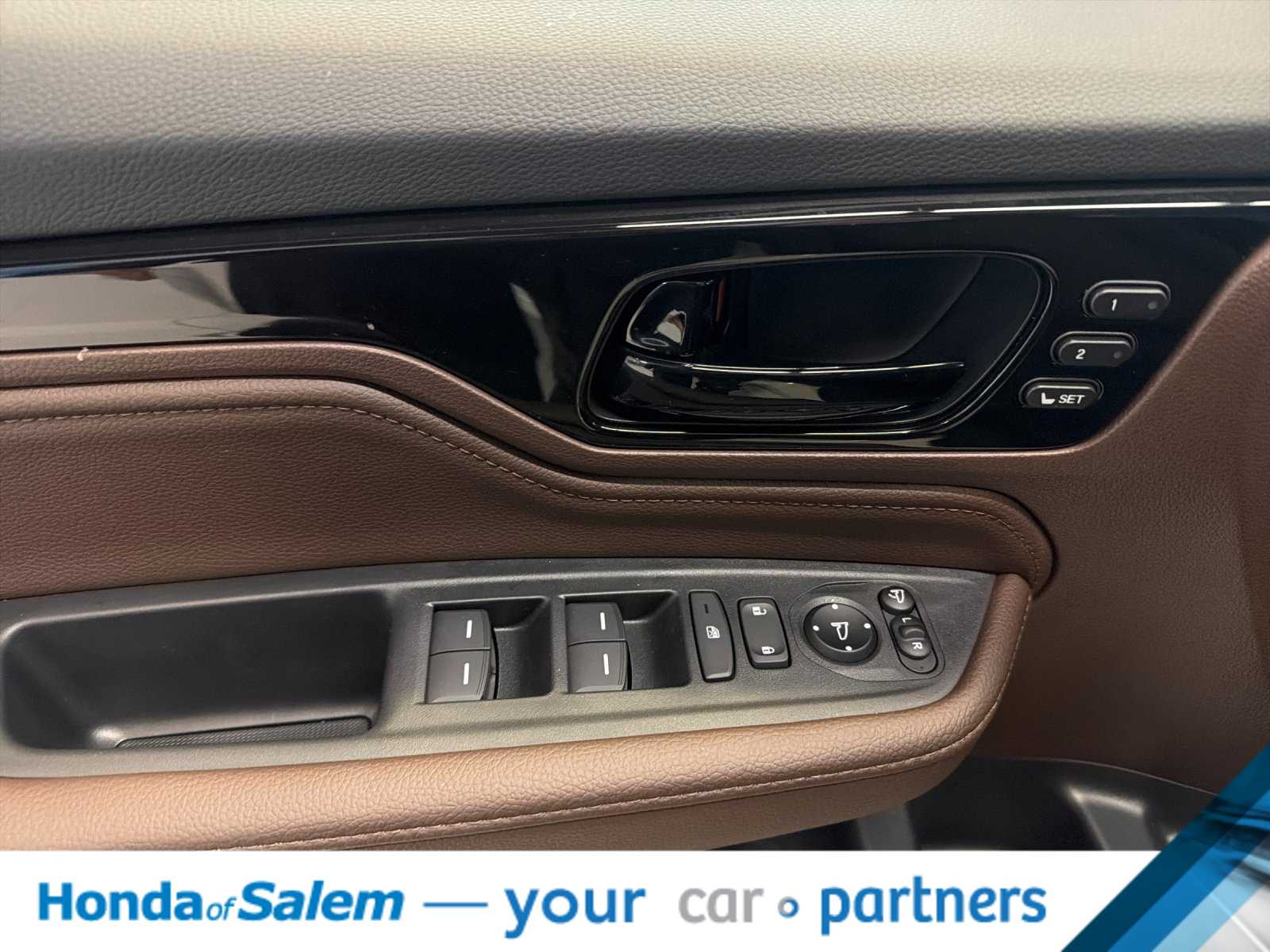 Thumbnail: 2026 Honda Odyssey - 12