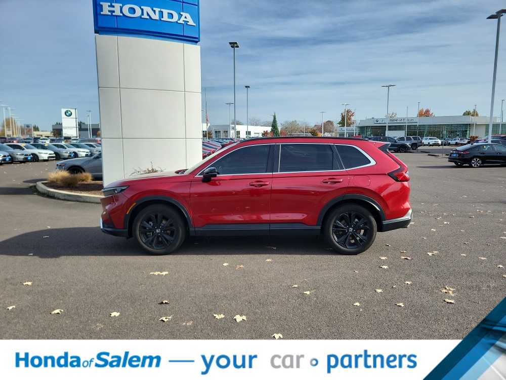 2023 Honda CR-V Hybrid Sport Touring photo 2