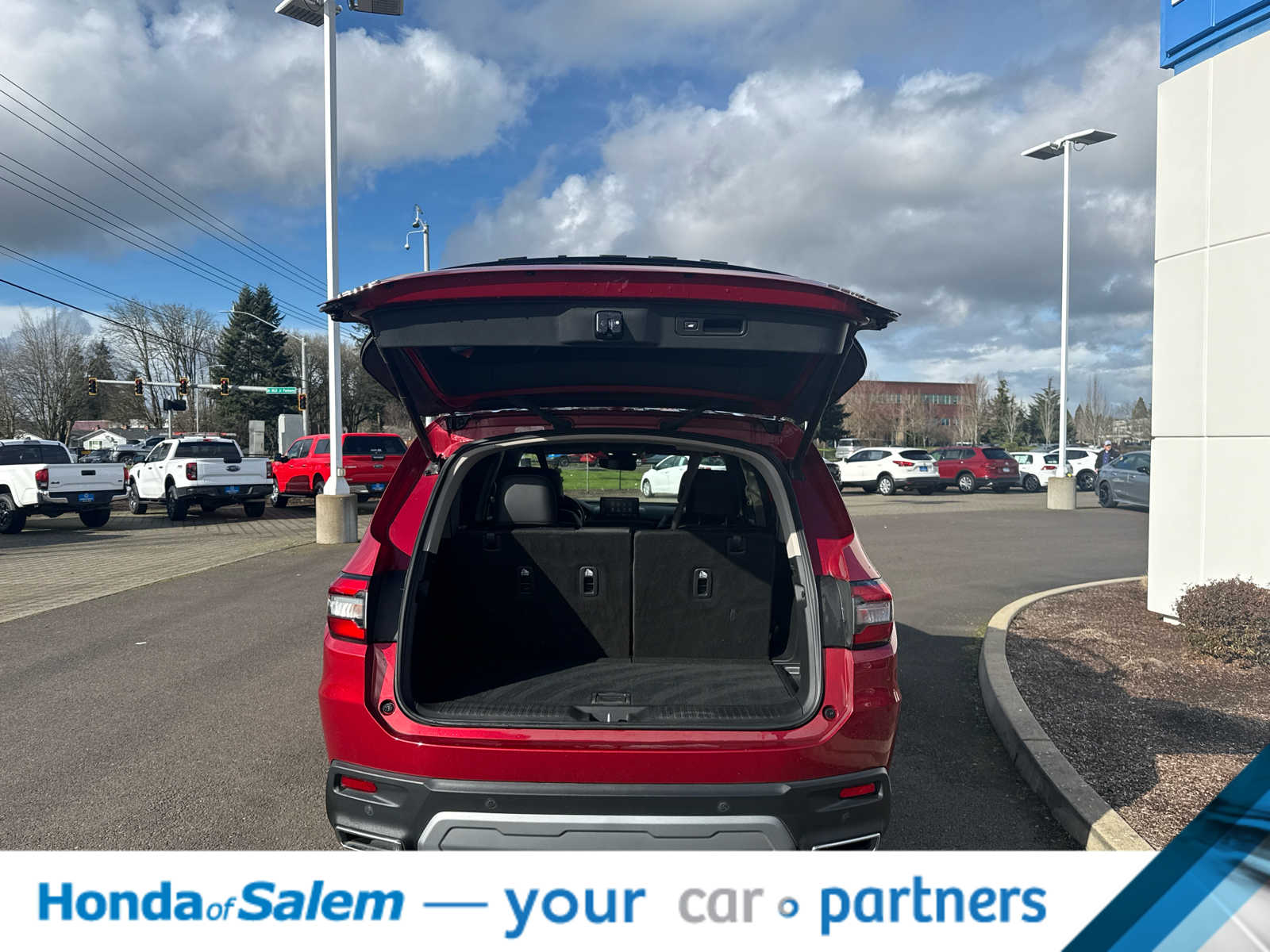 Thumbnail: 2023 Honda Pilot - 19