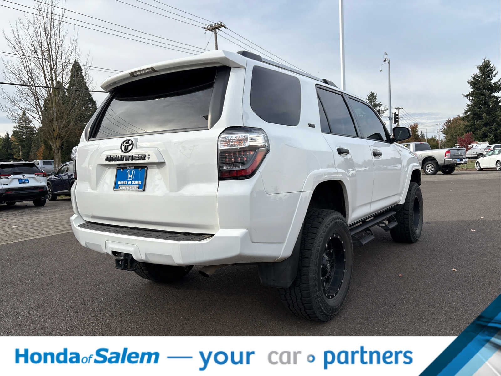 Thumbnail: 2021 Toyota 4Runner - 6