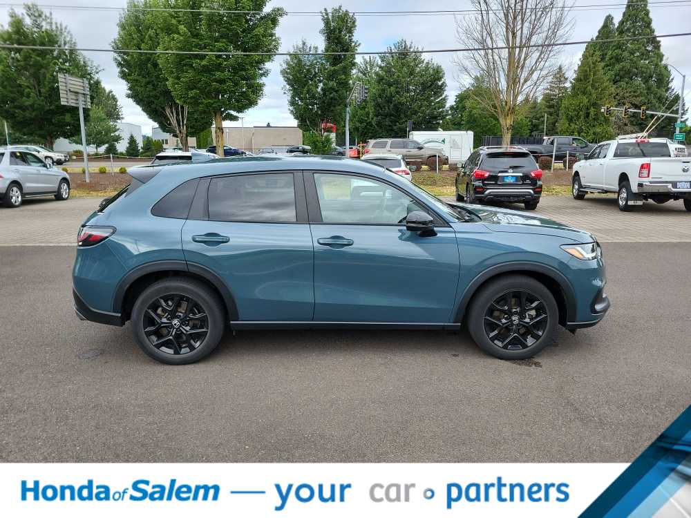 Thumbnail: 2023 Honda HR-V - 23