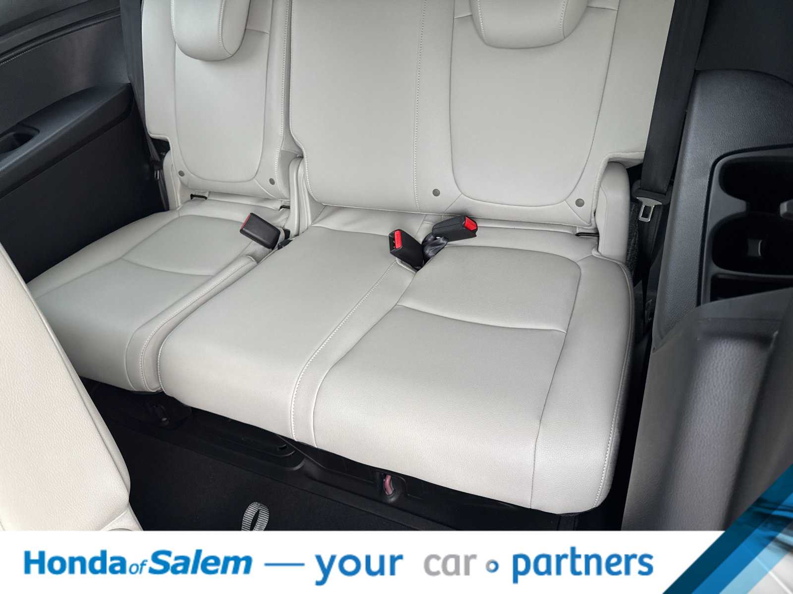 Thumbnail: 2026 Honda Odyssey - 15