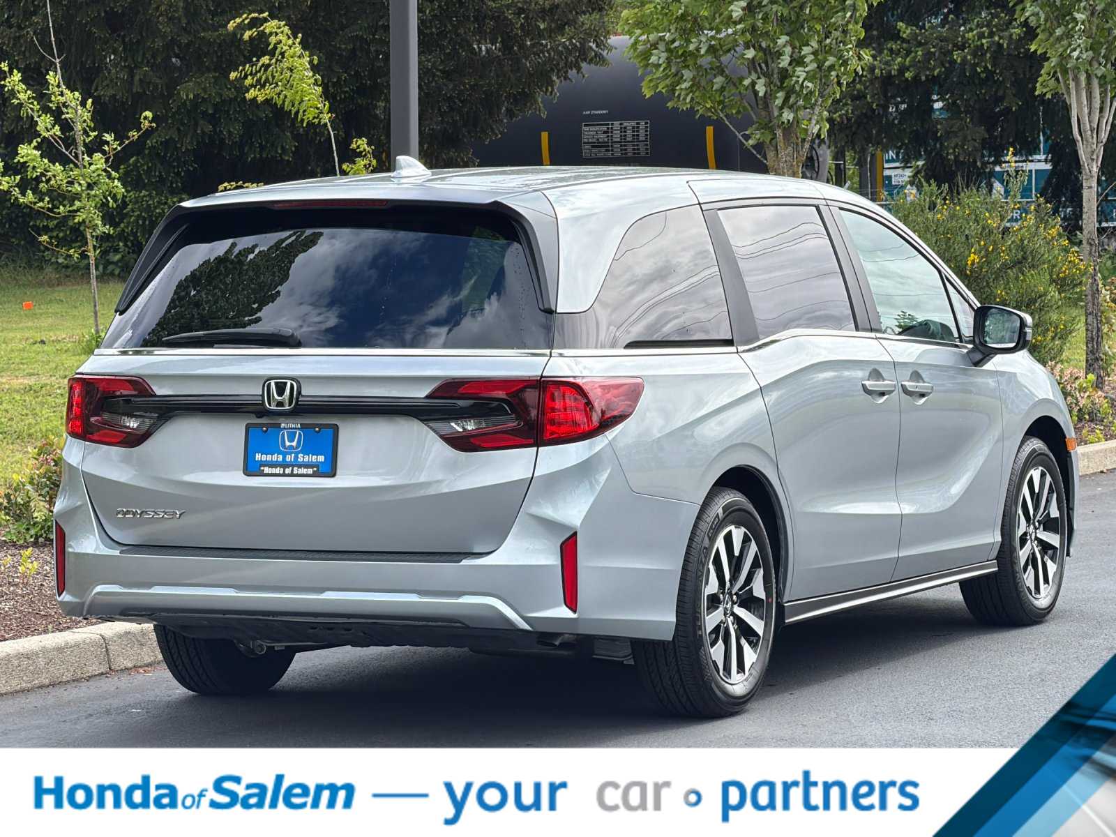 Thumbnail: 2026 Honda Odyssey - 2