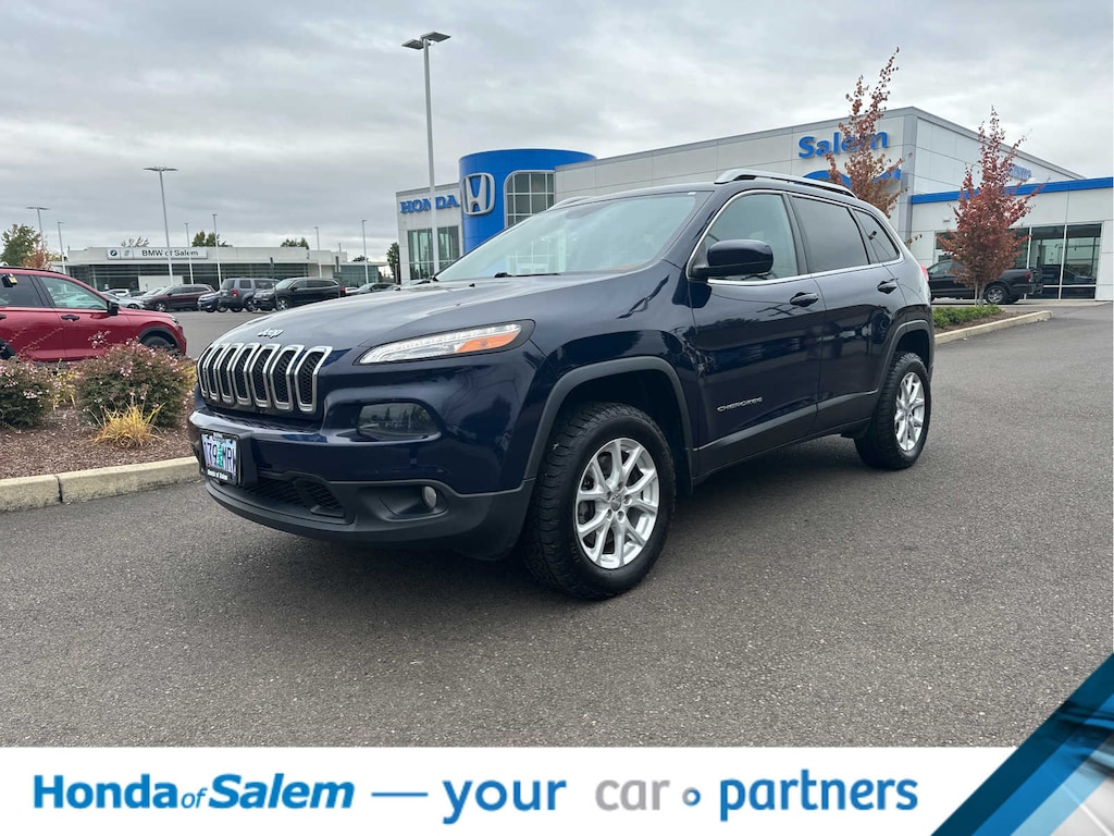 Used 2015 Jeep Cherokee Latitude 4x4 SUV