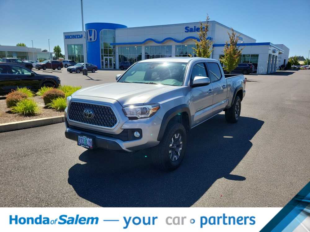 Thumbnail: 2019 Toyota Tacoma - 1