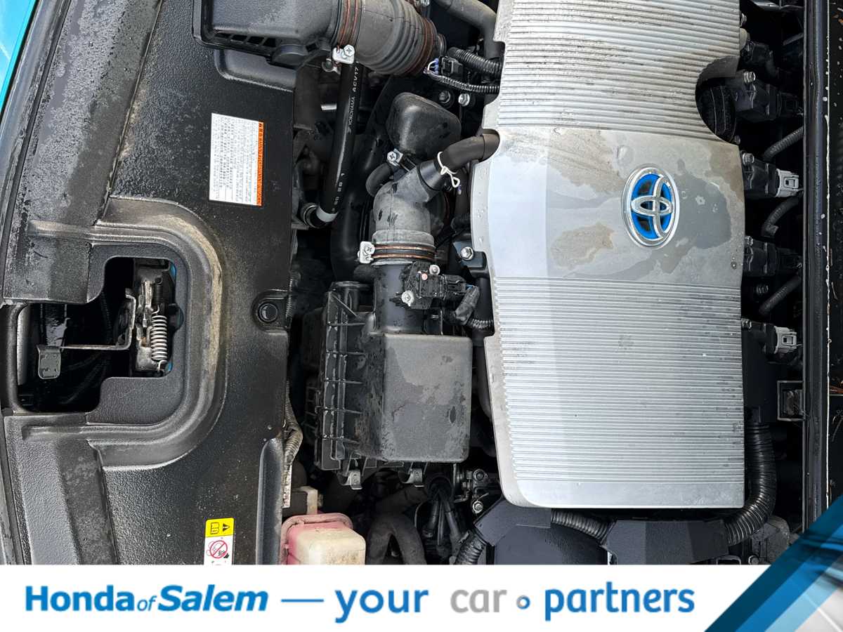 Thumbnail: 2021 Toyota Prius Prime - 9