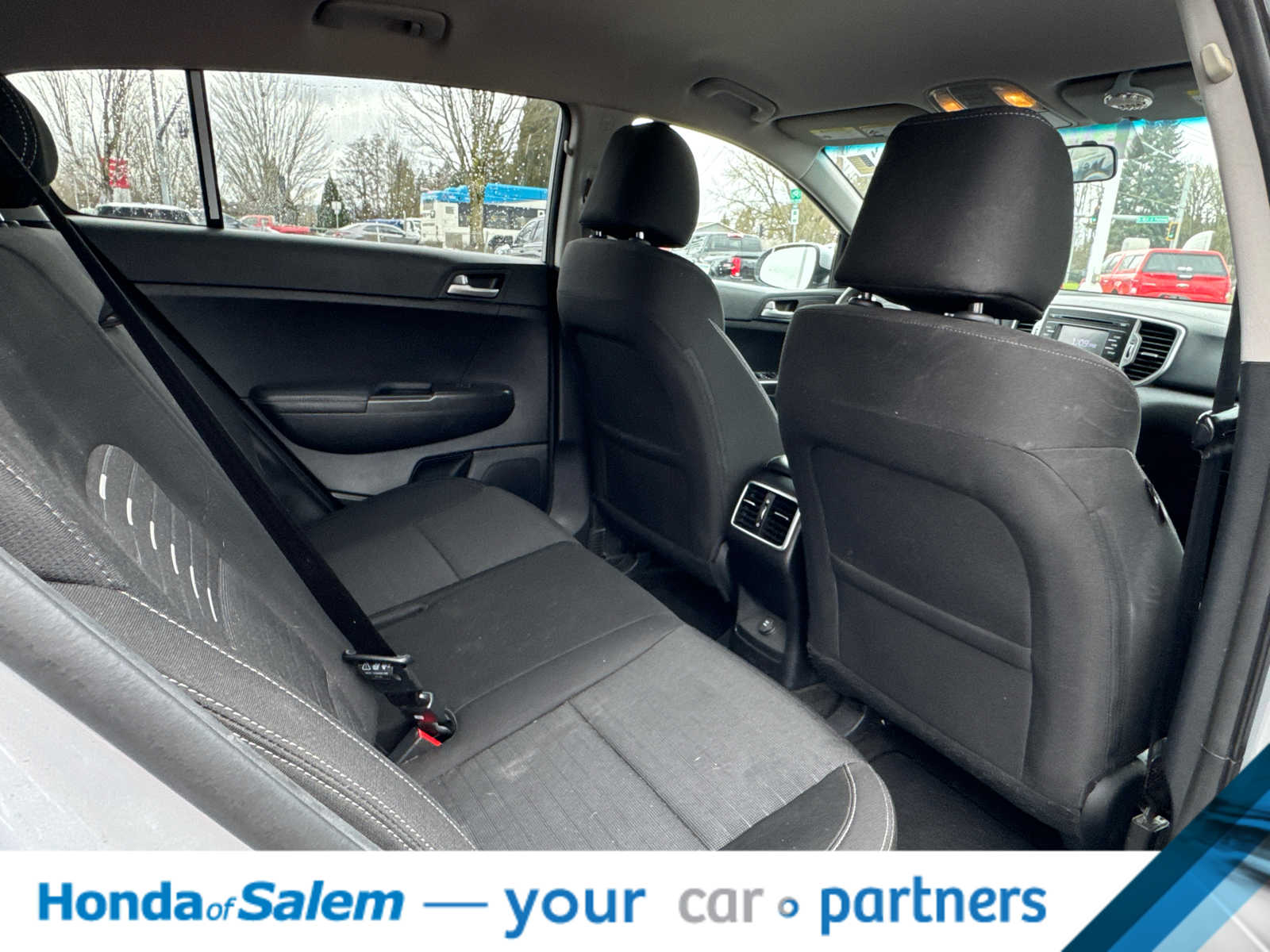 Thumbnail: 2018 Kia Sportage - 16