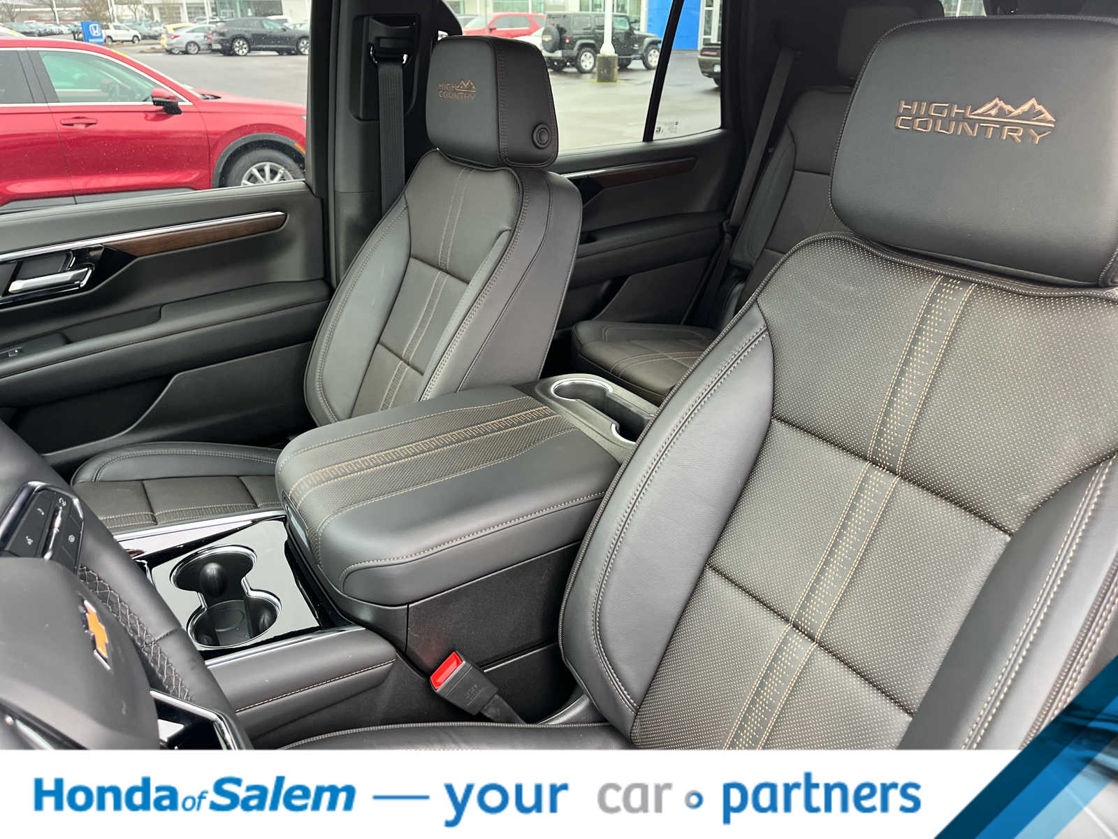 Thumbnail: 2025 Chevrolet Tahoe - 11