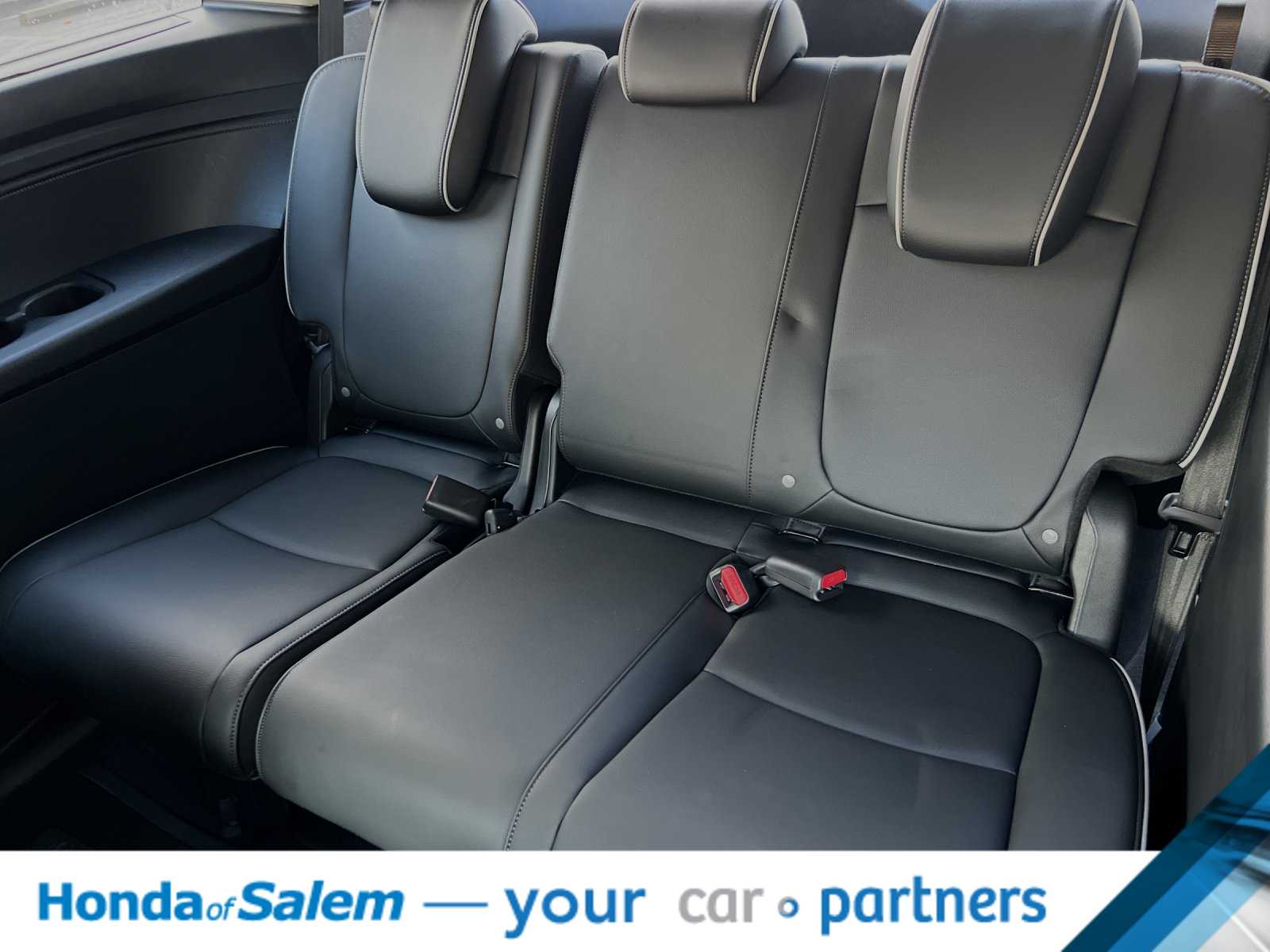 2025 Honda Odyssey Touring 15