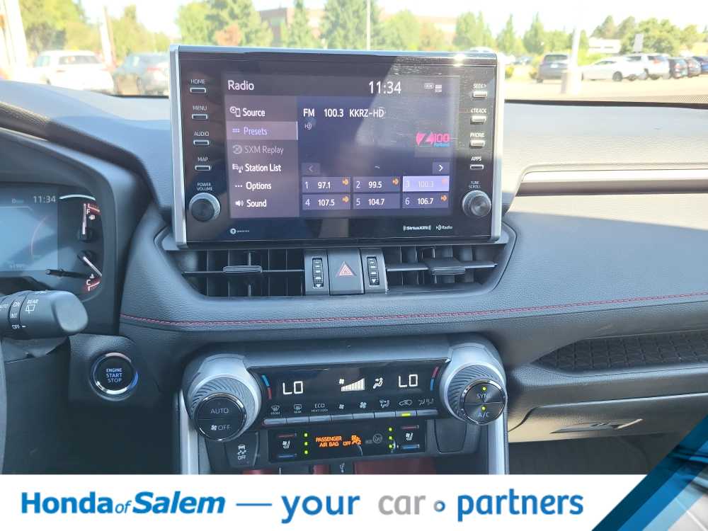 Thumbnail: 2022 Toyota RAV4 - 16