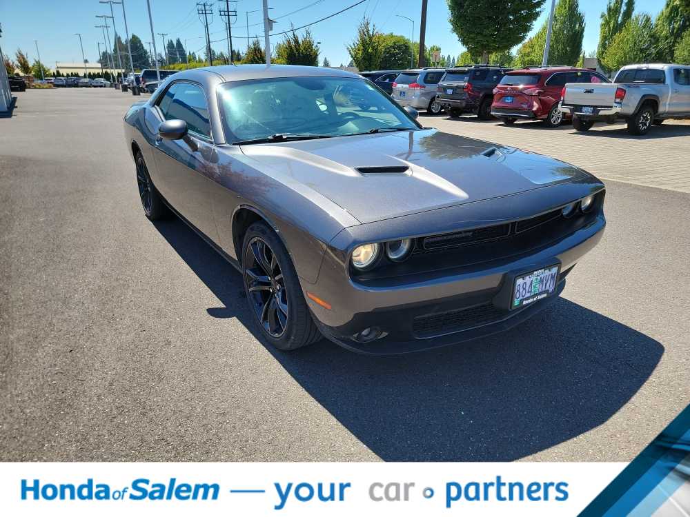 Thumbnail: 2016 Dodge Challenger - 24