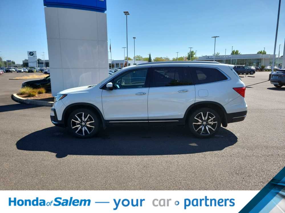 Thumbnail: 2019 Honda Pilot - 3
