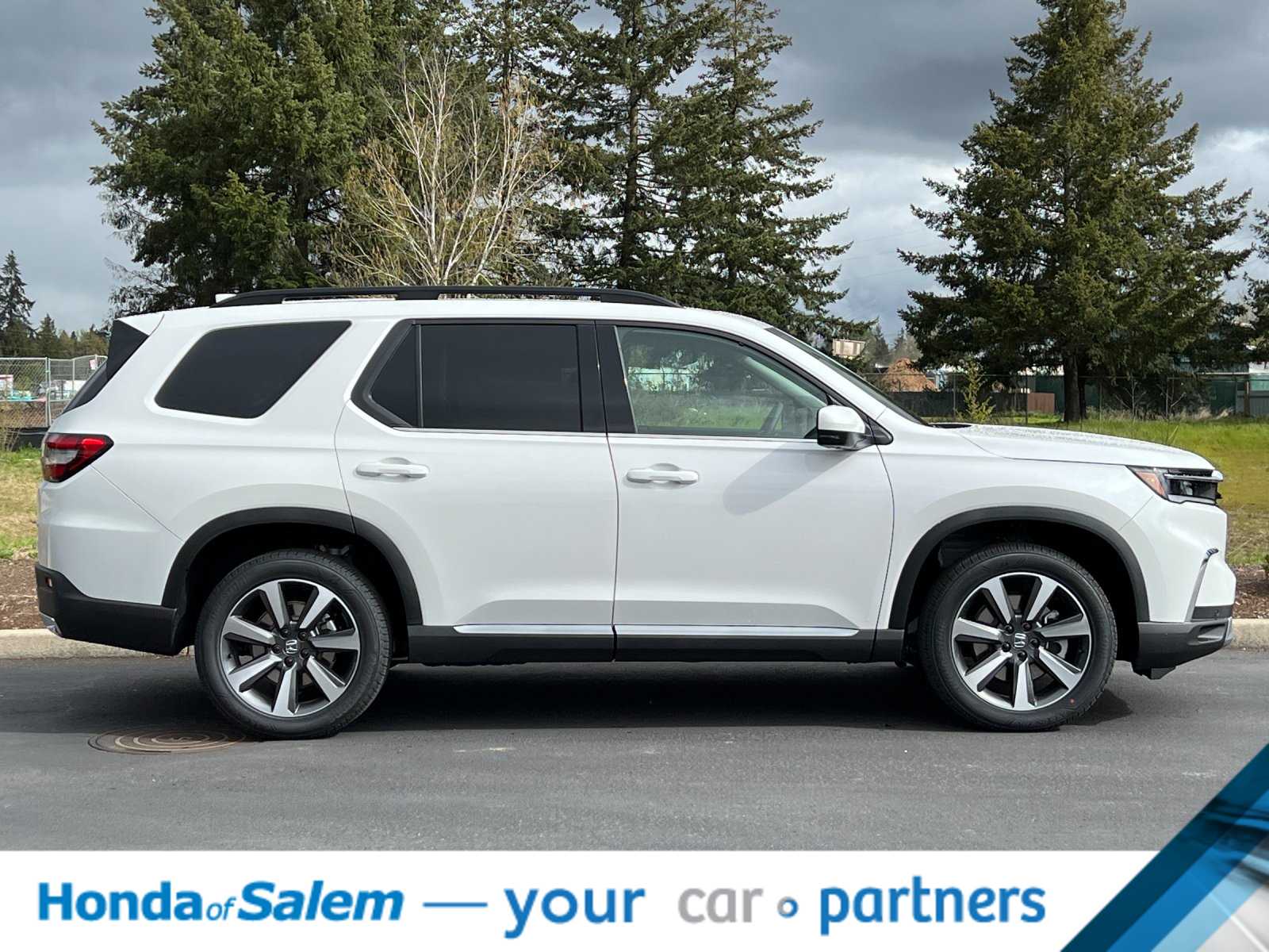 Thumbnail: 2025 Honda Pilot - 8