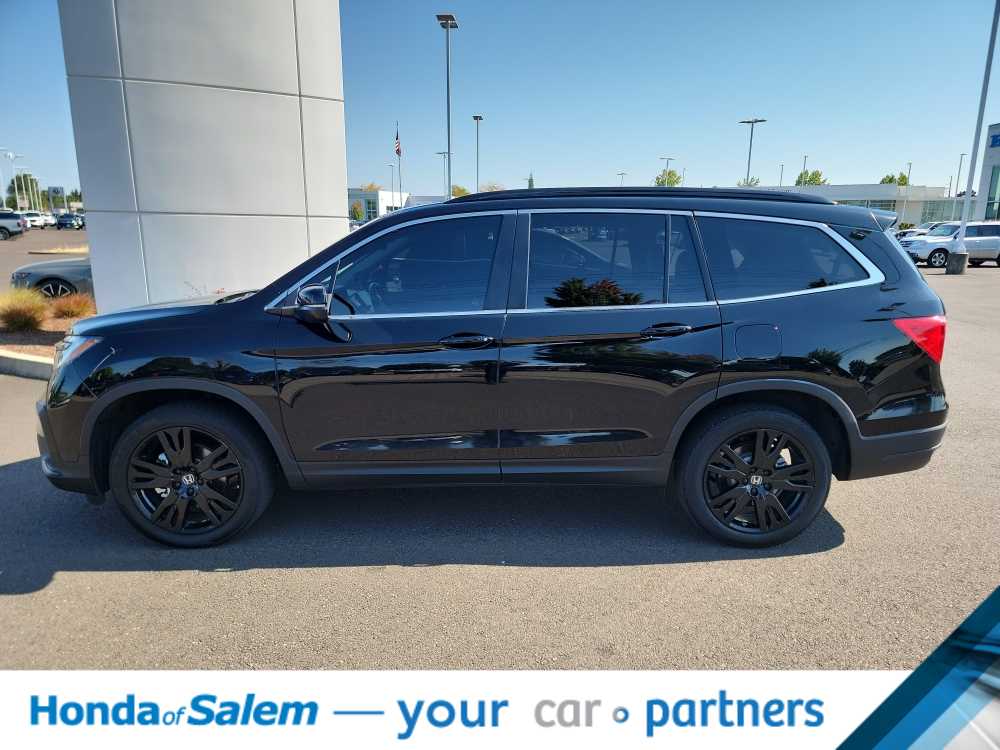 2022 Honda Pilot Special Edition photo 2
