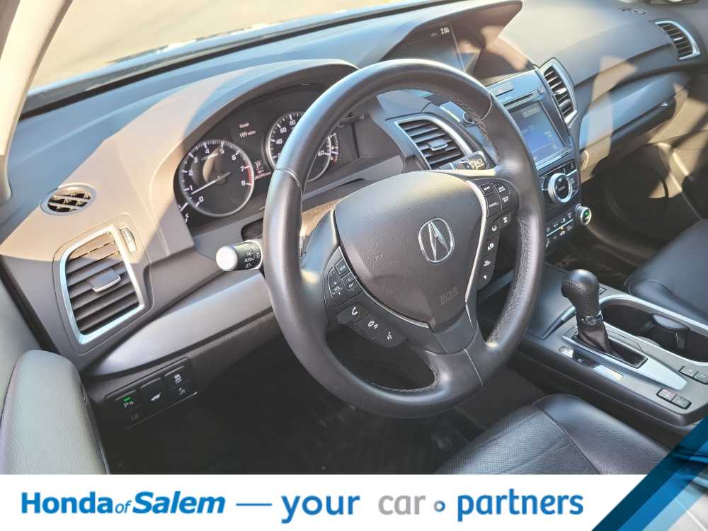 2017 Acura RDX Advance photo 2