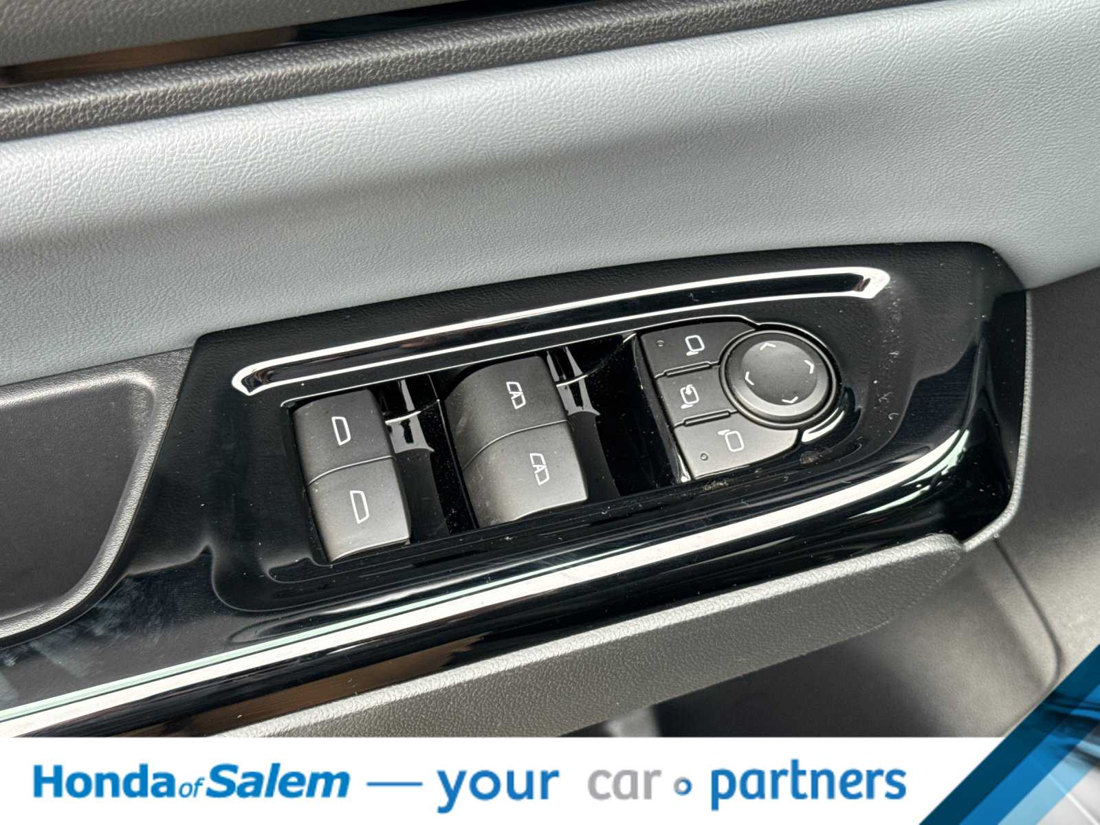 Thumbnail: 2026 Honda Prologue - 14