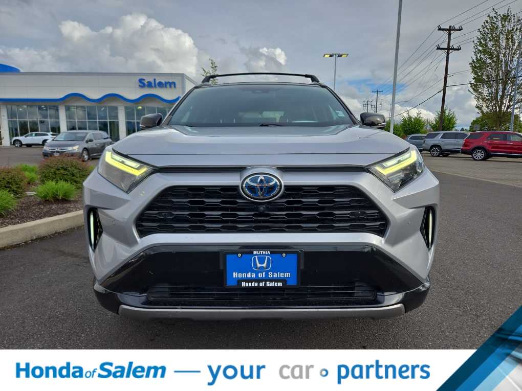 Thumbnail: 2022 Toyota RAV4 - 6