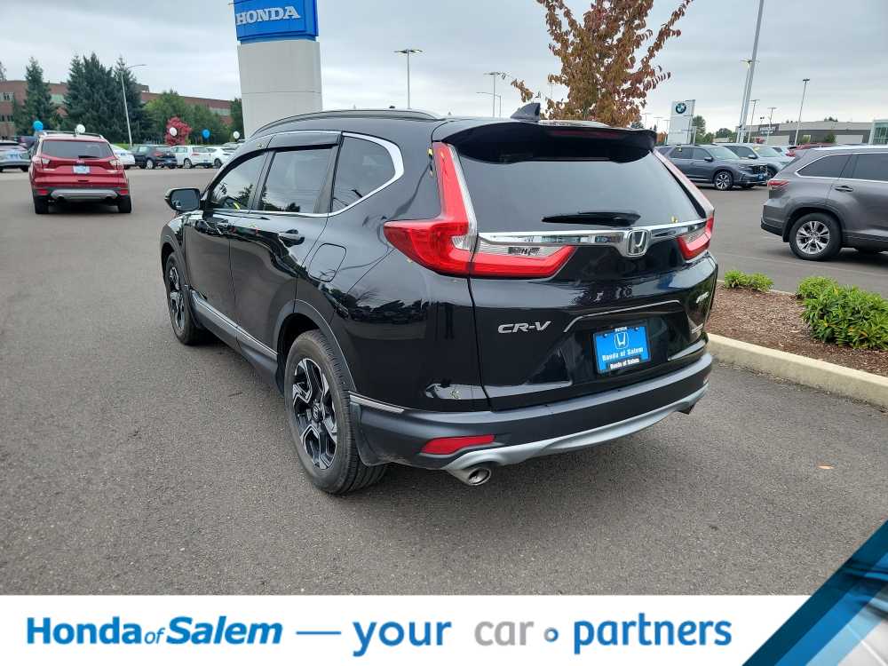 2019 Honda CR-V Touring photo 3