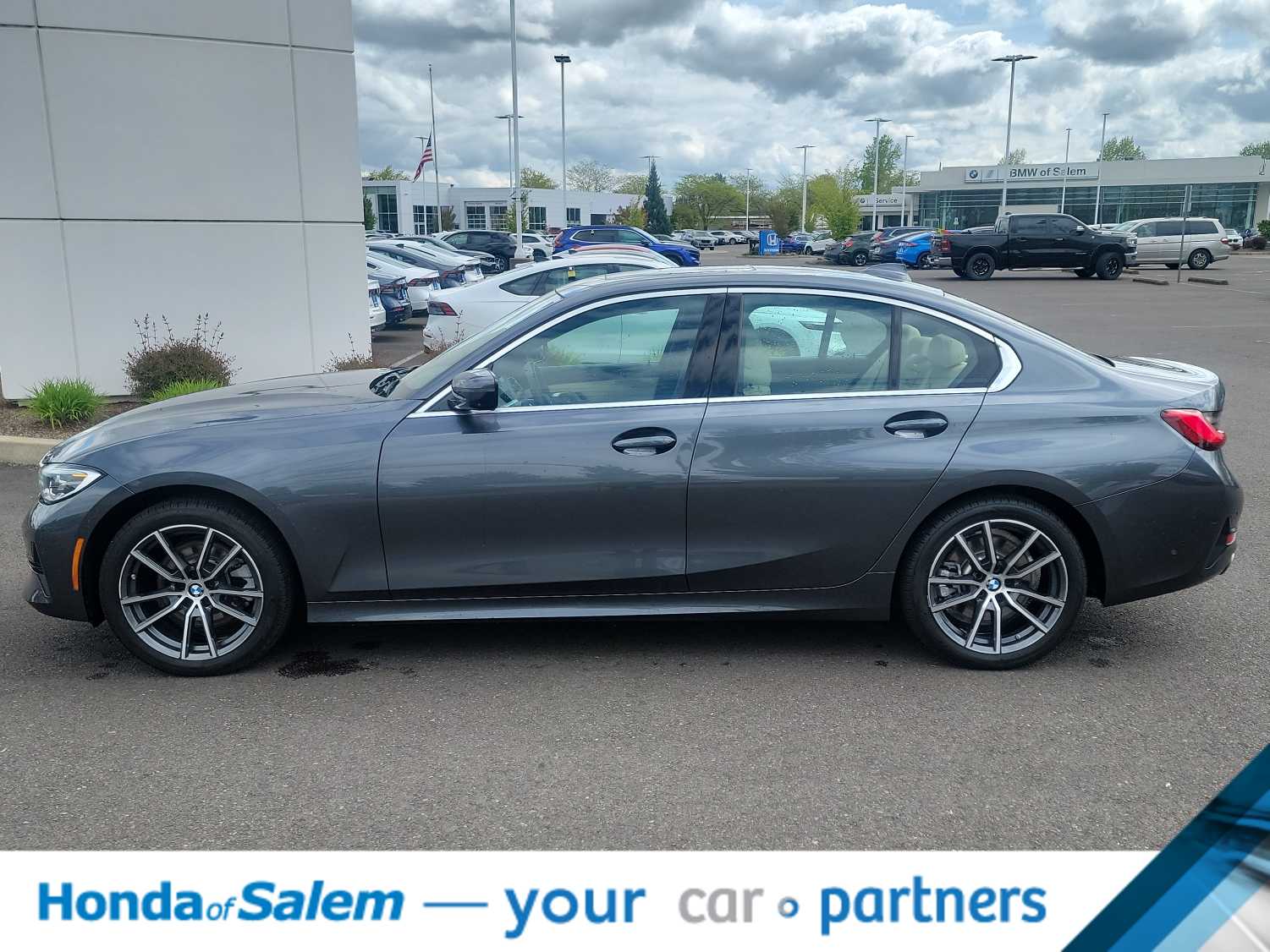 2021 BMW 3 Series 330i xDrive 3