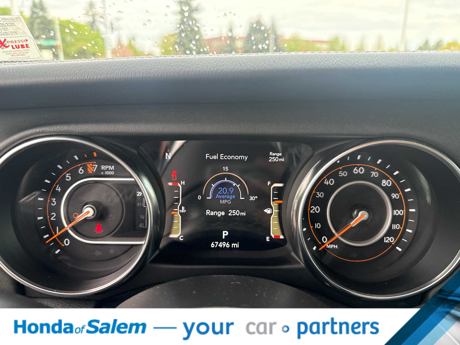 Thumbnail: 2021 Jeep Gladiator - 18